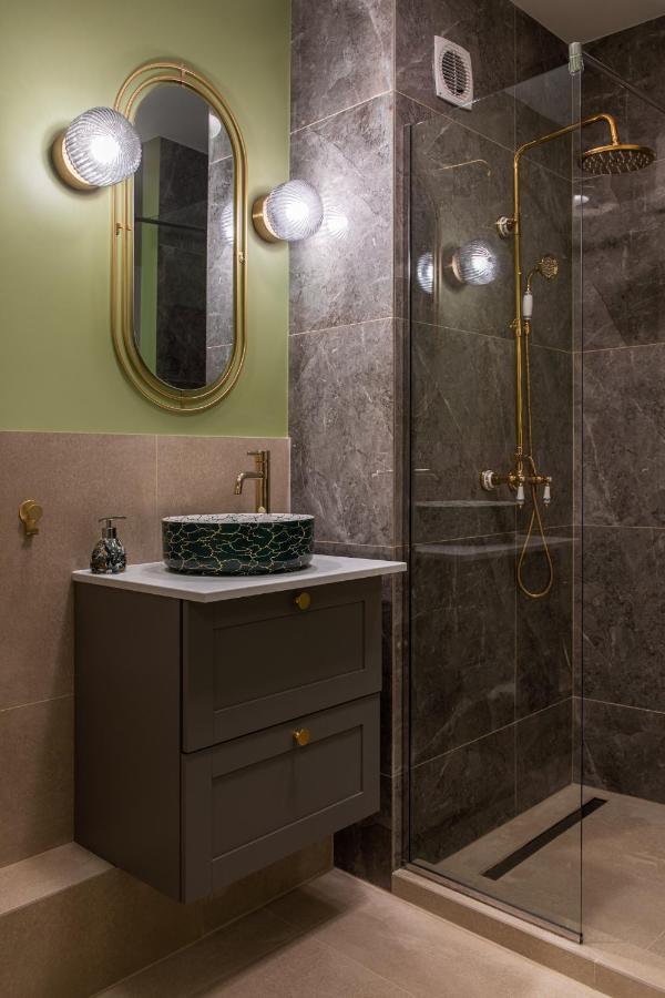 Villa Designer Flat For 4, Heart Of Bucharest, Kitchen Extérieur photo